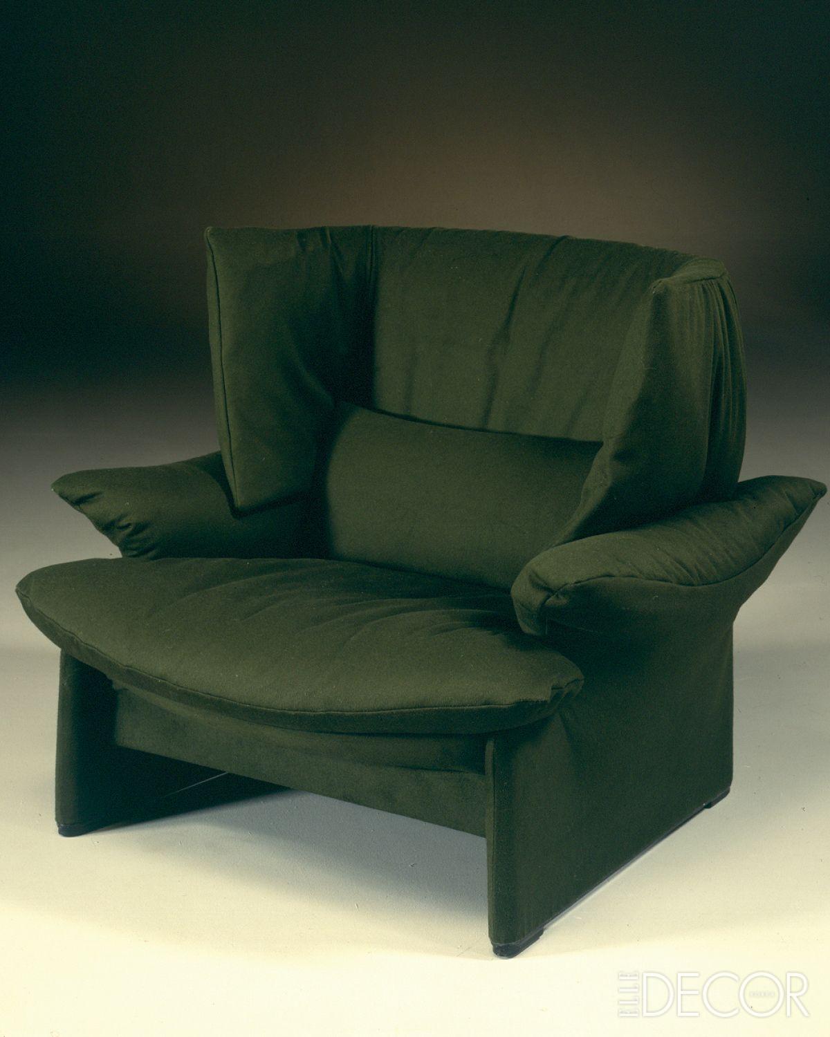 사용자를 작은 방처럼 감싸는 1989년 까시나 소파 ‘포르토베네레(Portovenere)’. 