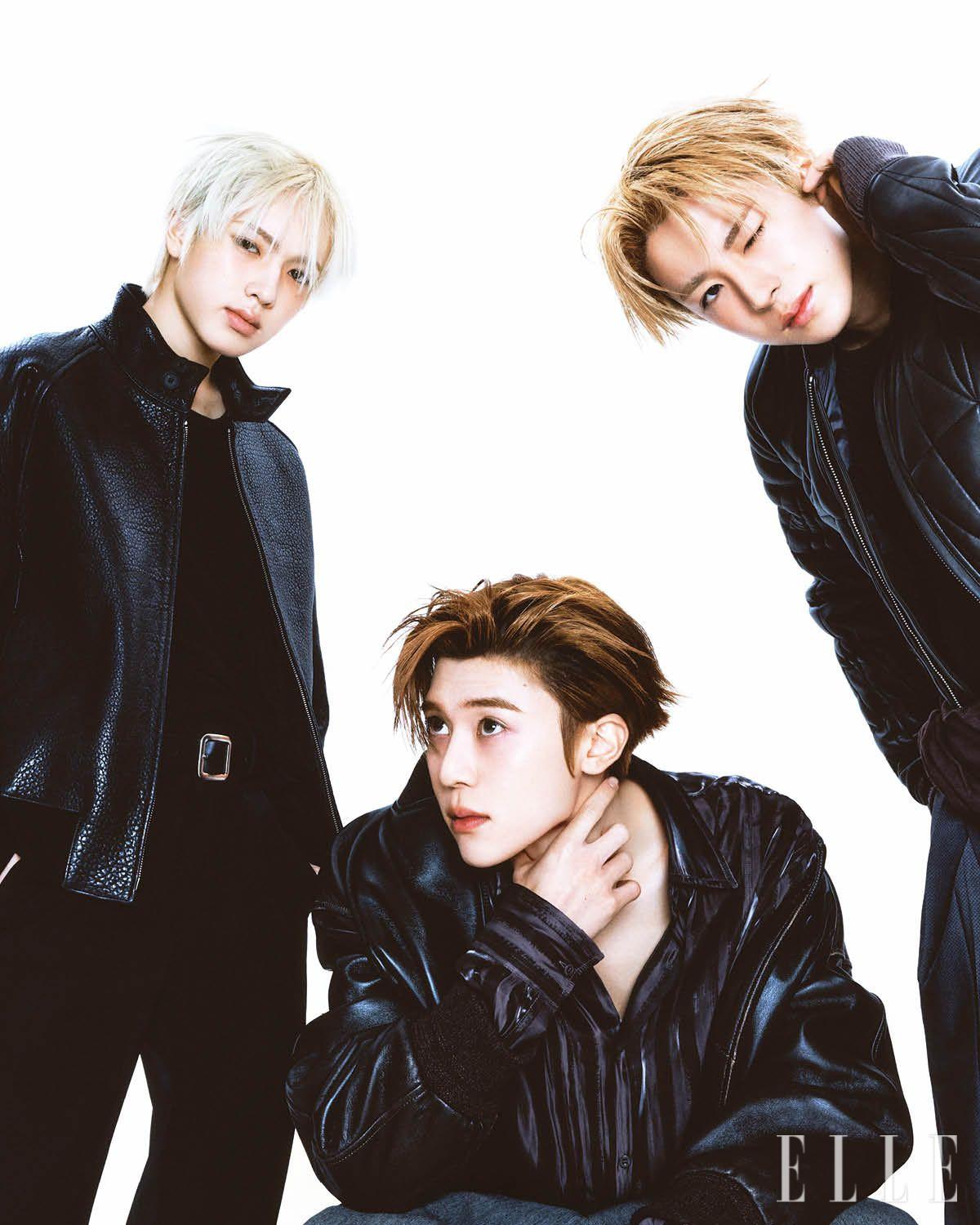 사쿠야가 입은 레더 재킷은 Studio Nicholson. 블랙 톱은 Rick Owens. 블랙 팬츠는 Jil Sander. 벨트는 스타일리스트 소장품. 시온이 입은 레더 재킷과 그레이 팬츠는 Recto. 셔츠는 Acne Studios. 유우시가 입은 레더 패딩 재킷과 브라운 톱은 모두 Moncler x Rick Owens. 팬츠는 스타일리스트 소장품.