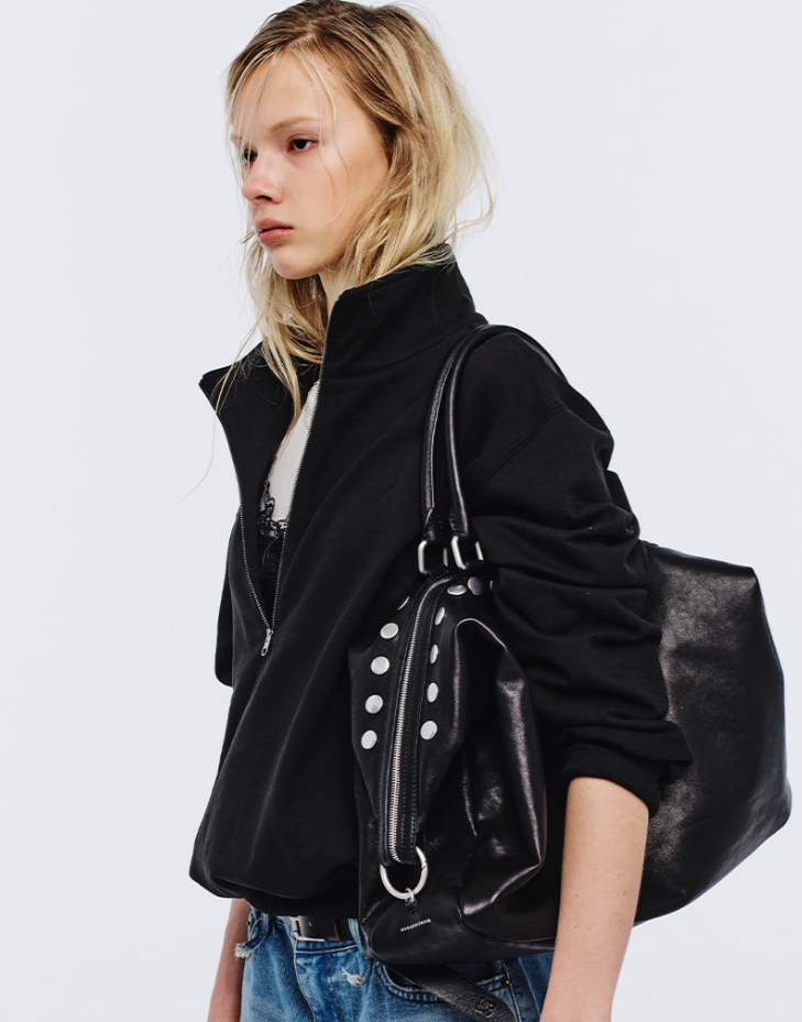 덤플링 스터드 /Black washed nappa