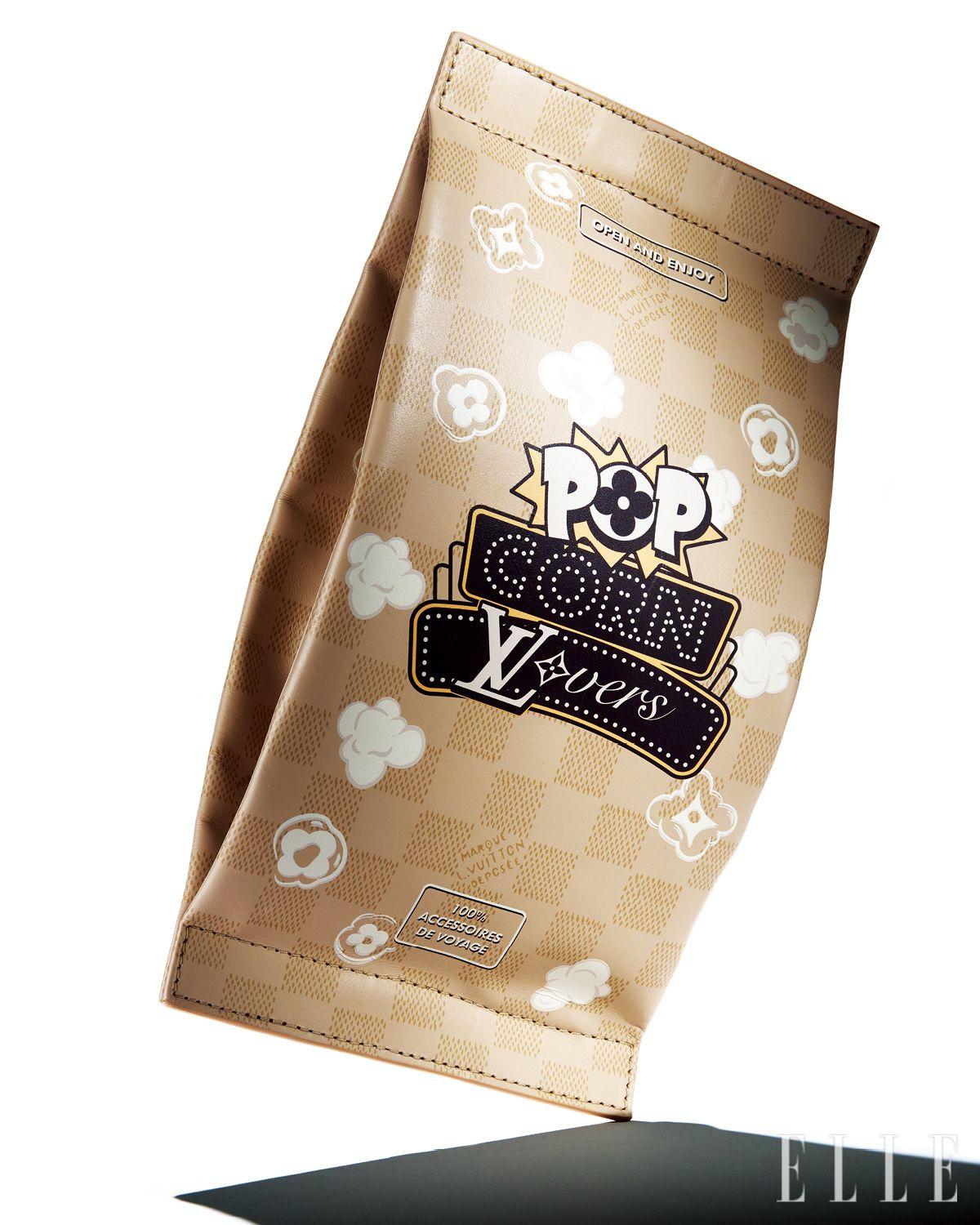 유머러스한 디자인의 팝콘 토일레트리 백은 1백89만원, Louis Vuitton.