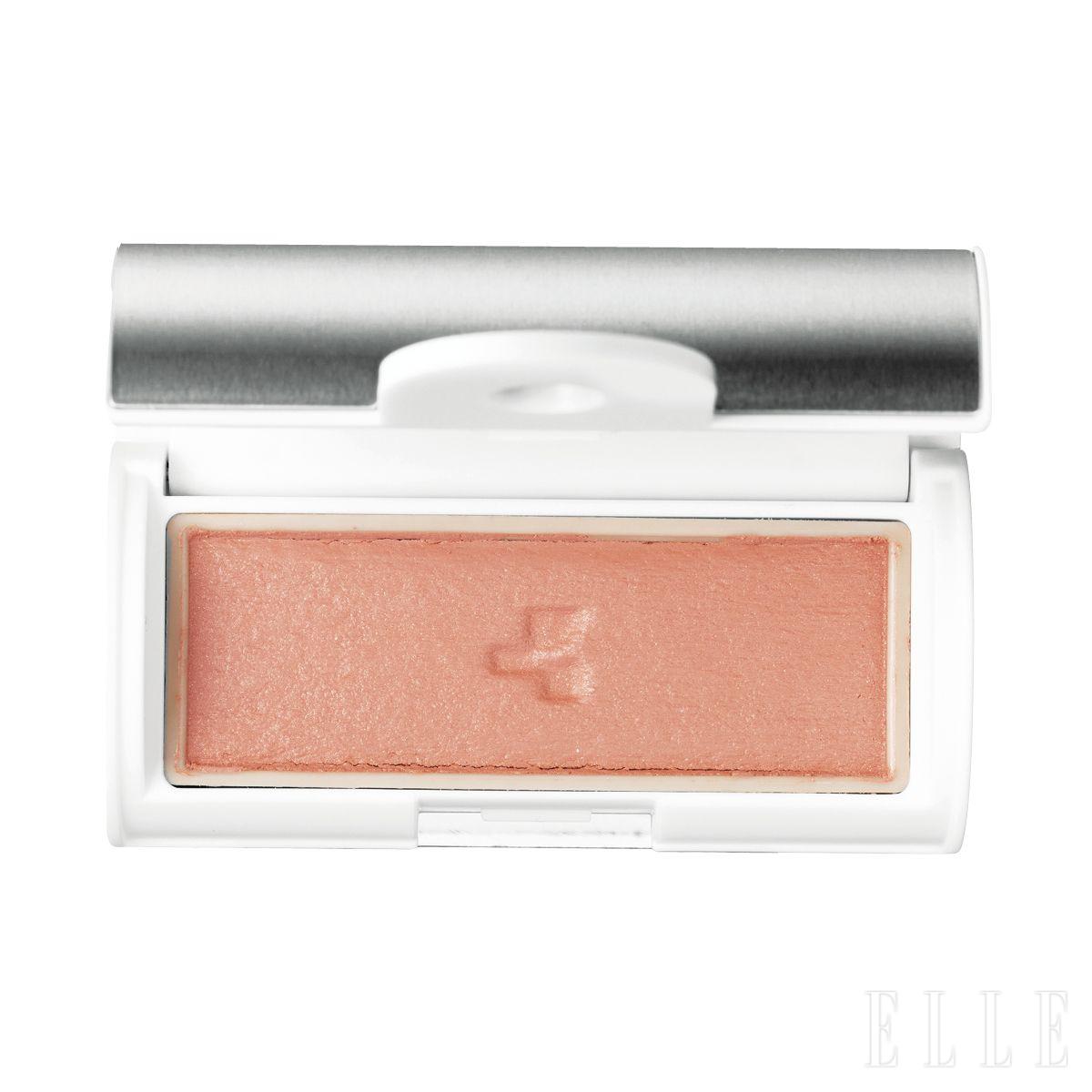 ‘초초초’ 부드럽고 섬세한 발림성을 지닌 차분한 베이지빛 블러셔. 베이씬 치크, 04 온 리핏, 2만4천원, Nauet.