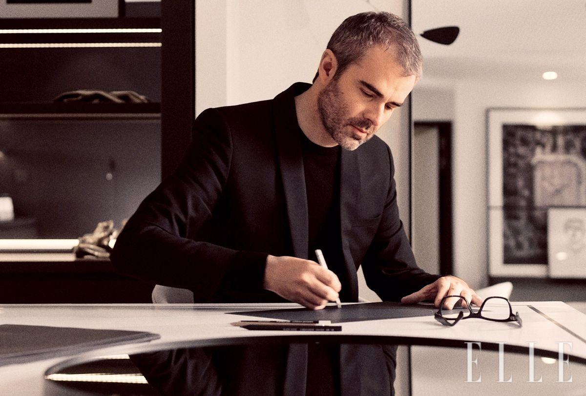 샤넬 워치 크리에이션 스튜디오 디렉터 아르노 샤스텡.