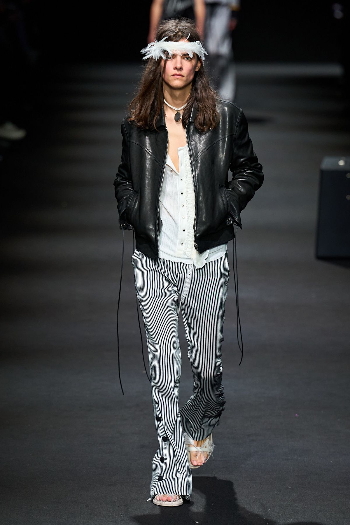 앤 드뮐미스터 2026 S/S 컬렉션