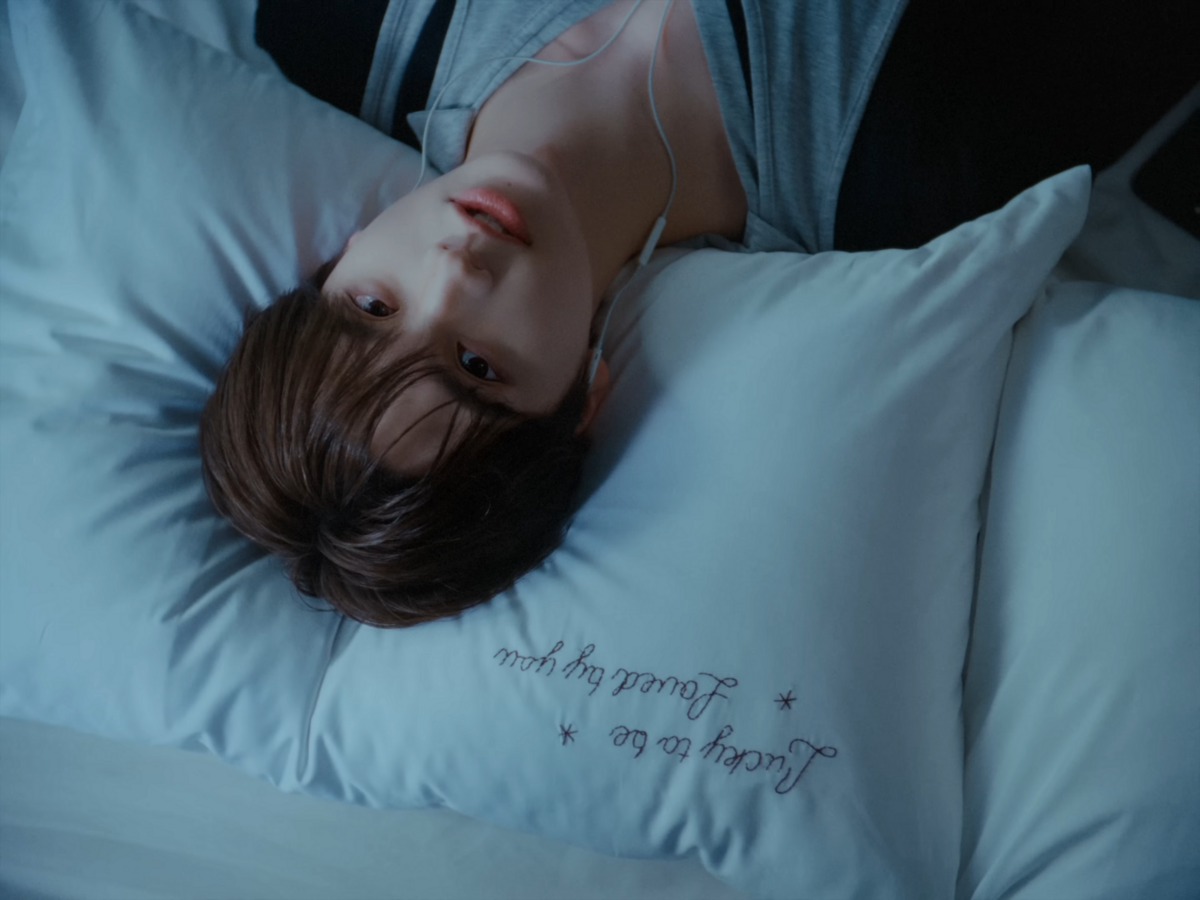 투어스 ‘Lucky to be loved’ Special Video 스틸컷