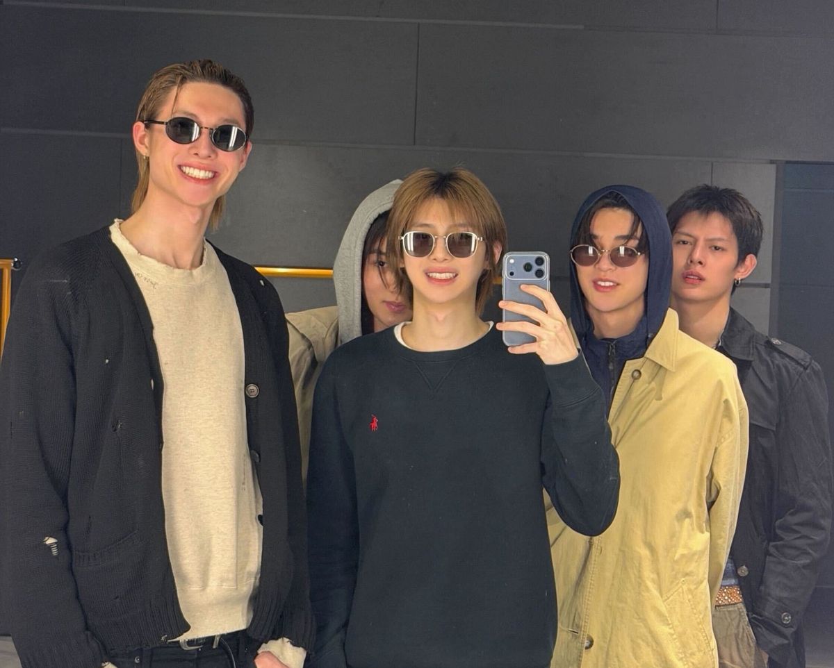 코르티스 위버스 