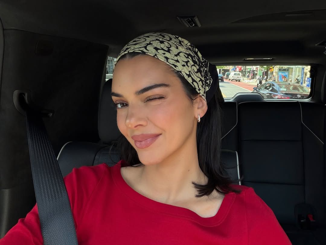 @kendalljenner