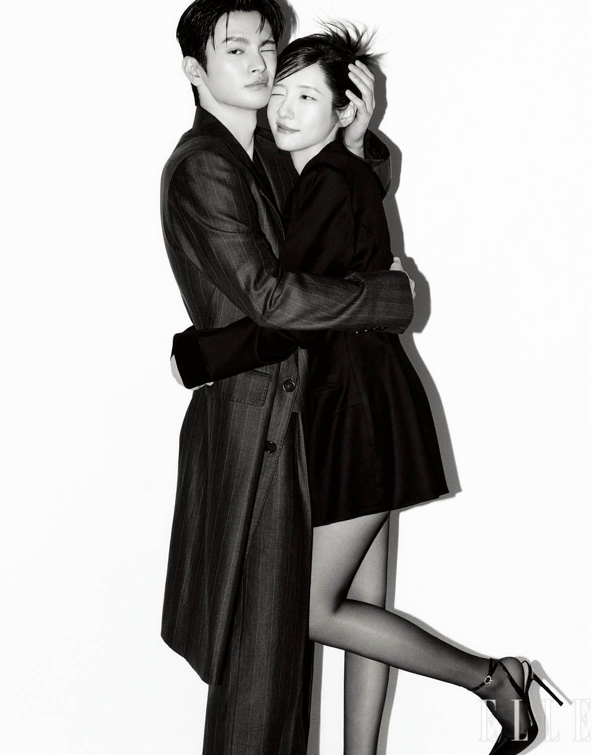 인국이 입은 코트와 베스트는 Kimseoryong. 네크리스는 Saint Laurent. 슈즈는 Christian Louboutin.