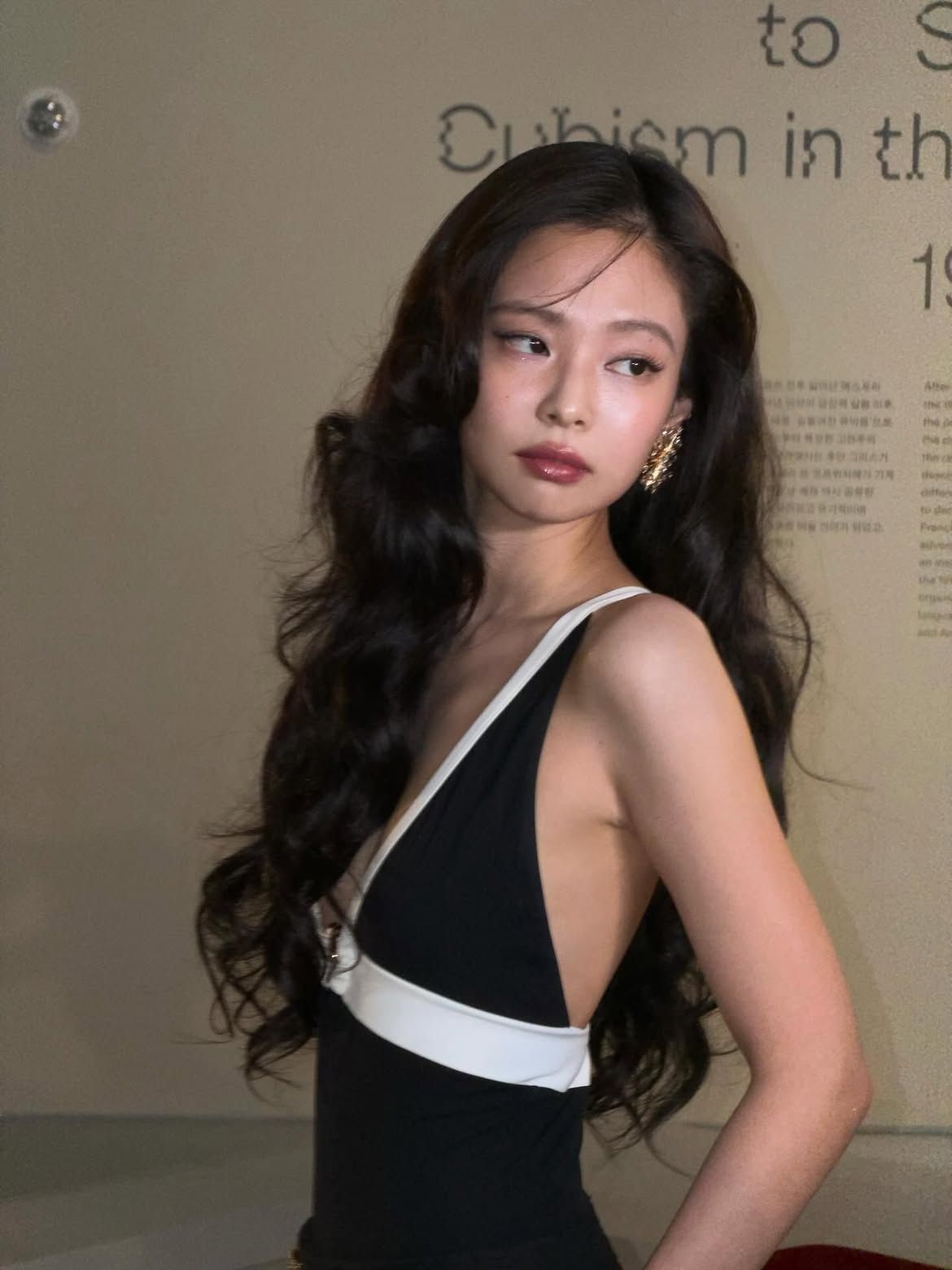 @jennierubyjane