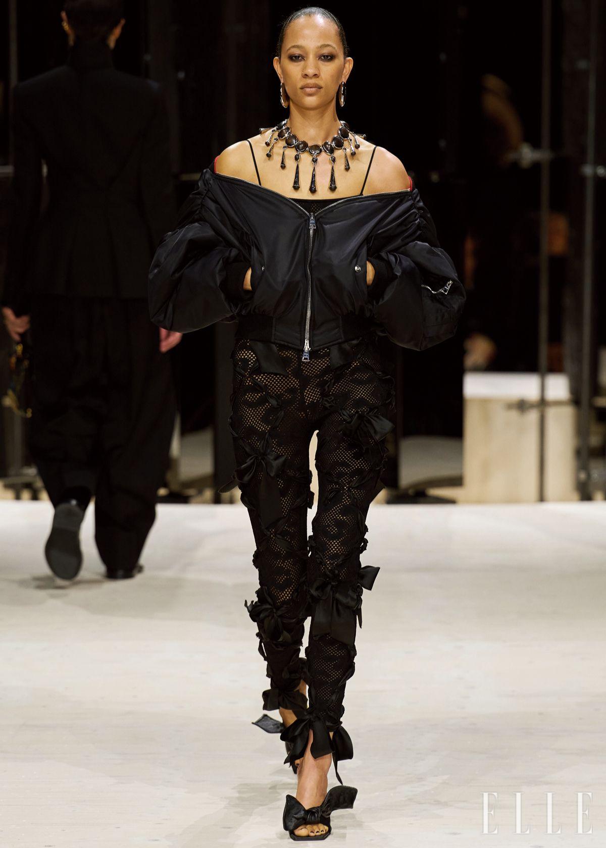 GIVENCHY
