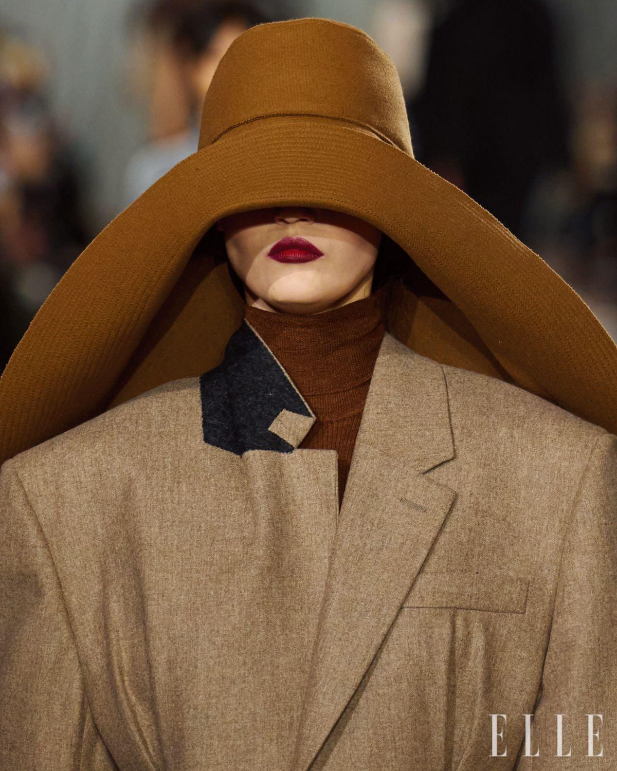 LANVIN 
