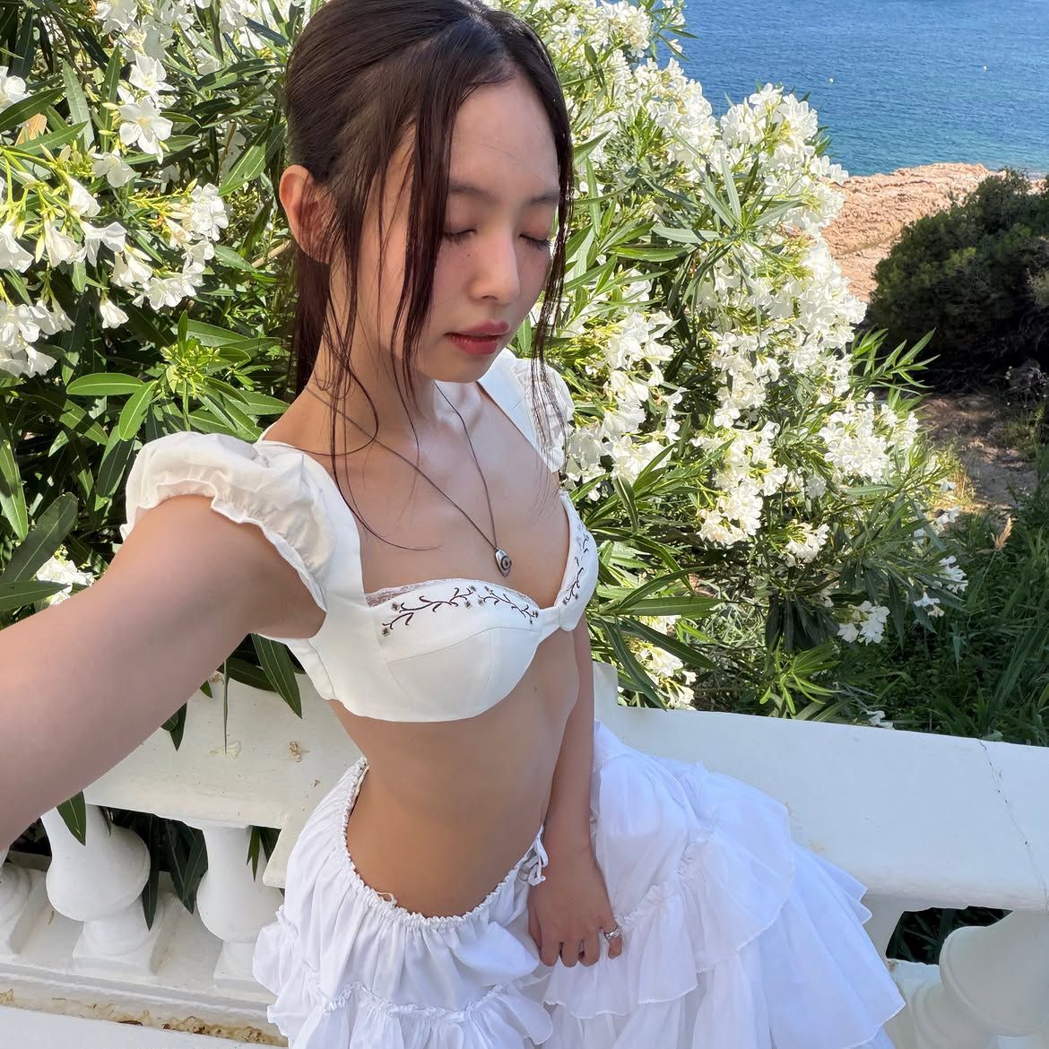 @jennierubyjane