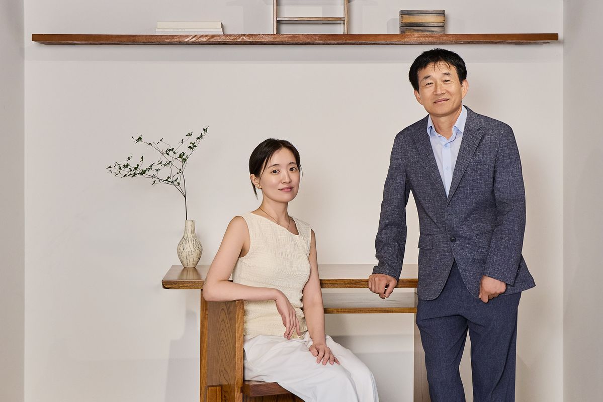 도자공예가 백경원과 소목장 조복래.