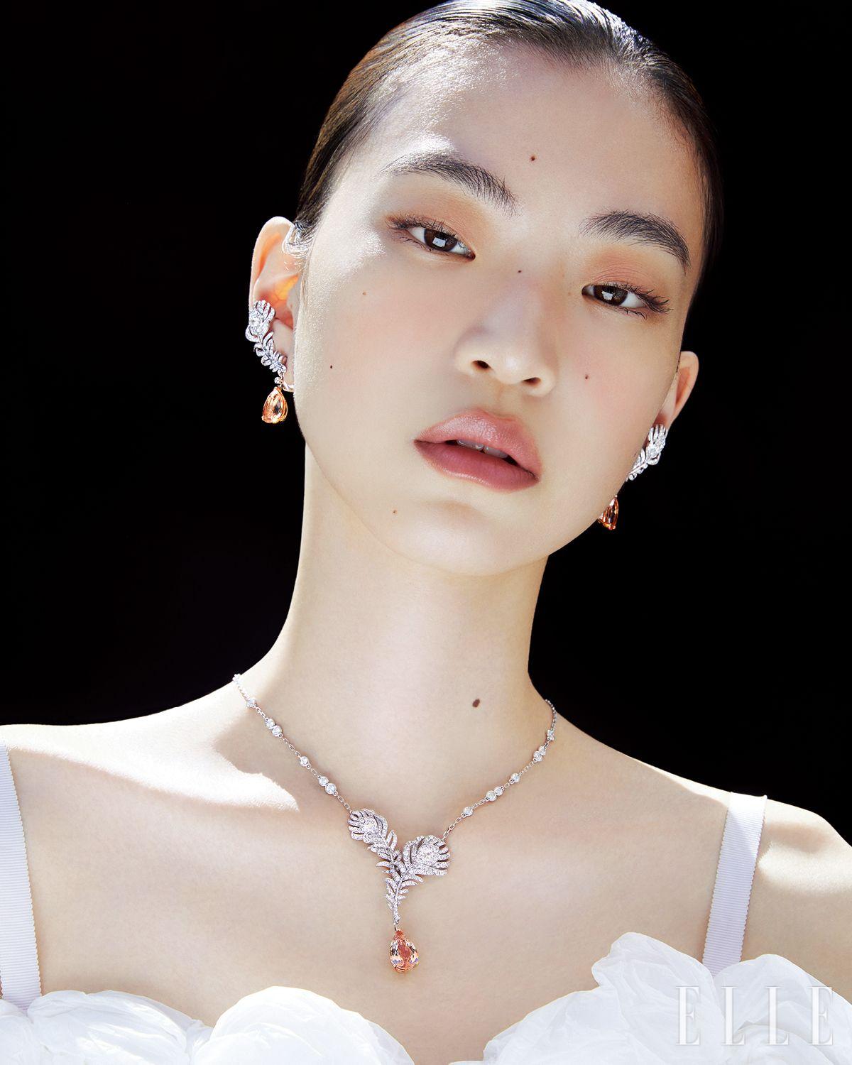 드레스는 Lee y. lee y.