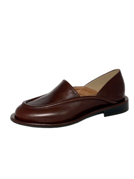 volume line loafer