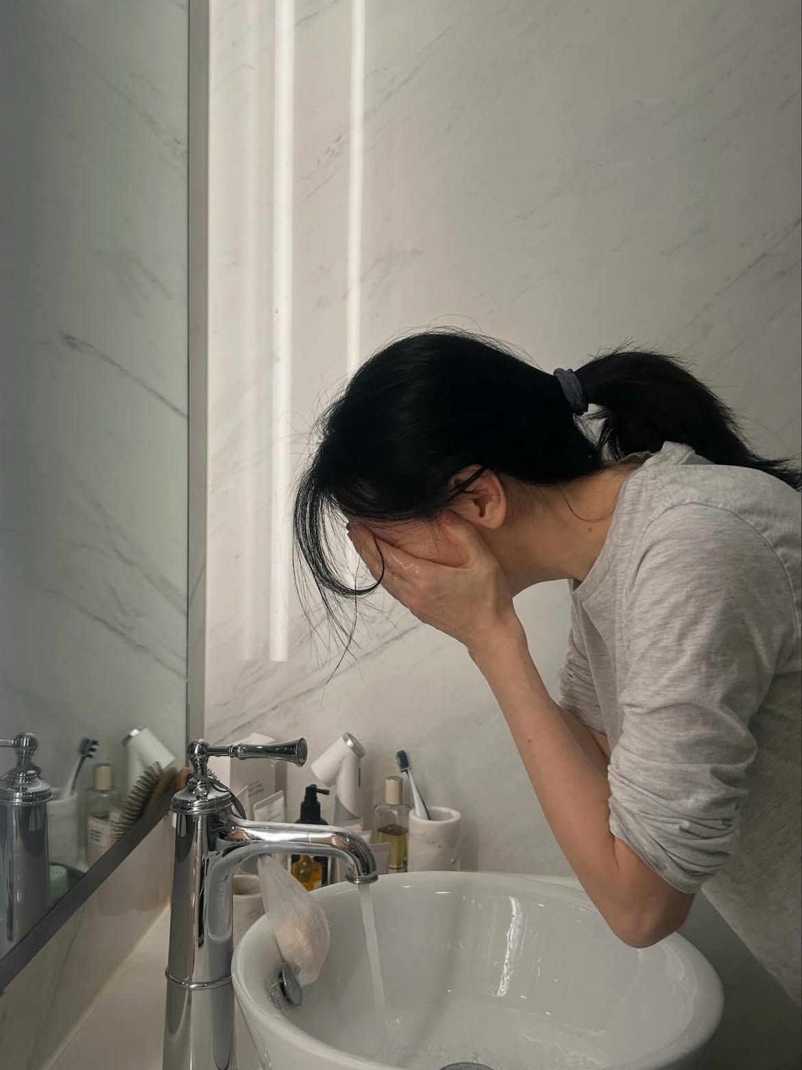 아침엔 물로 세안한다고 밝힌 이영애 
