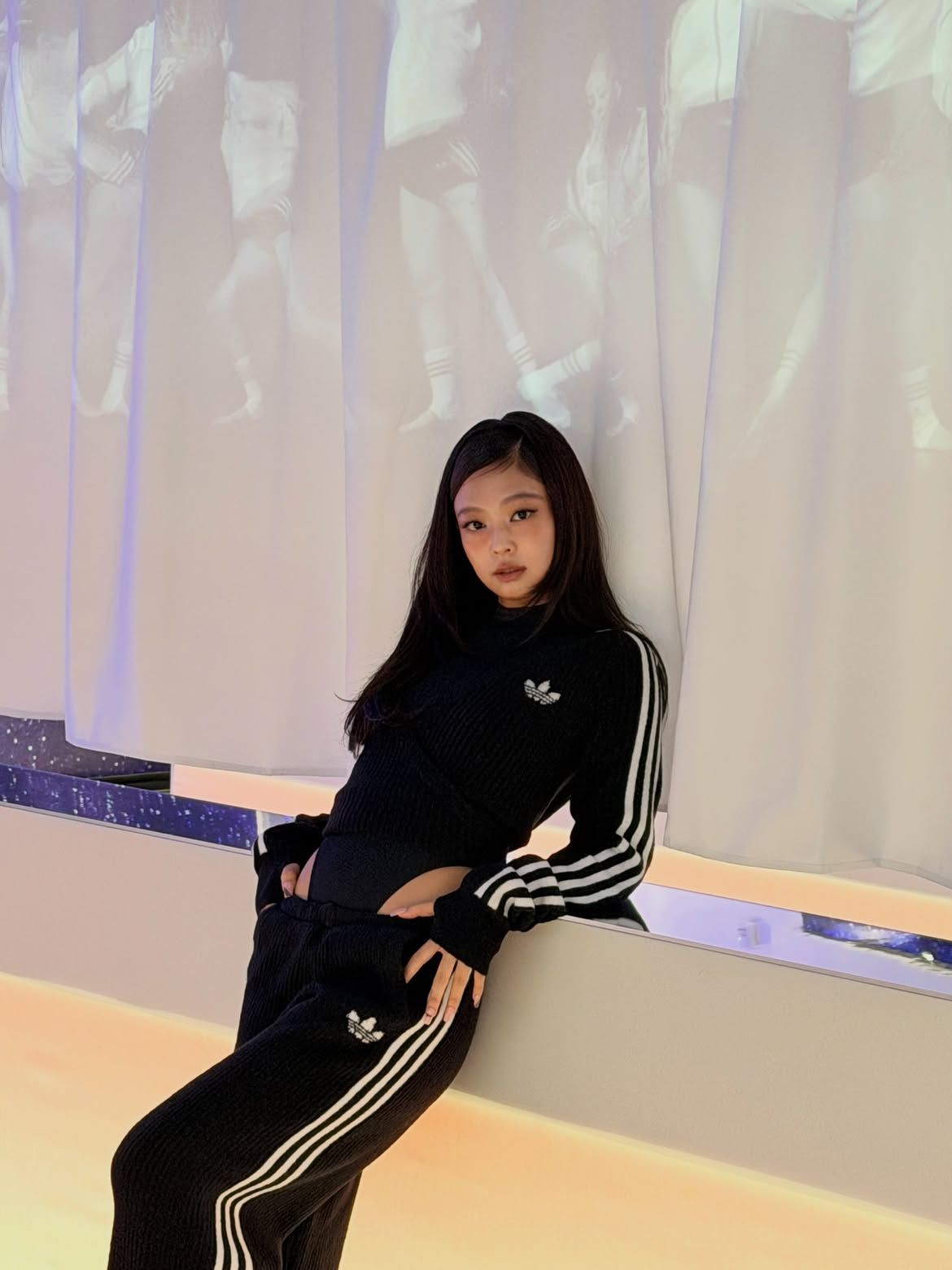 @jennierubyjane 