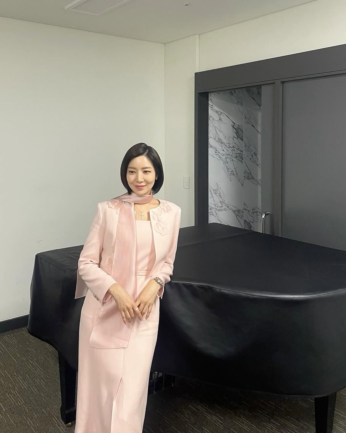윤세아 