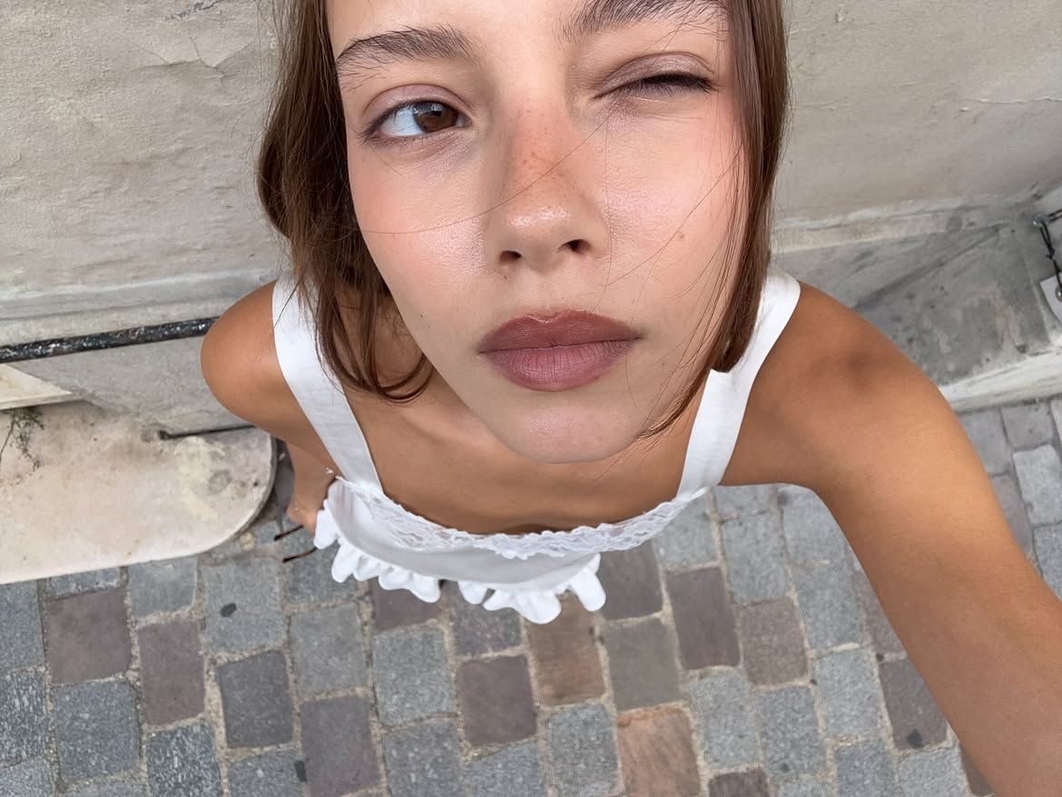 @lou.ava.rose