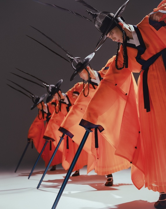 전세계를 홀린 우리의 칼군무