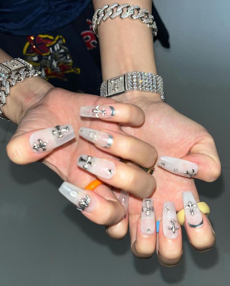 @nail_unistella