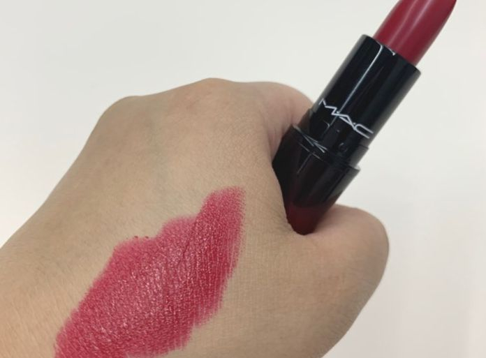 맥 러브 미 립스틱 #기브 미 피버 실제 발색