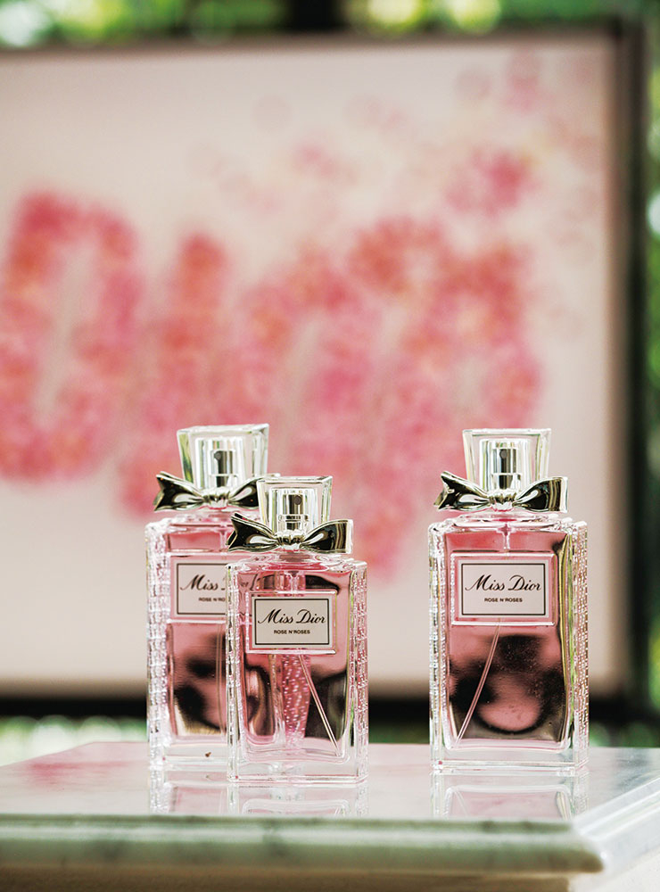 퐁텐 파퓨메에서 공개된 미스 디올 로즈 앤 로지스. 