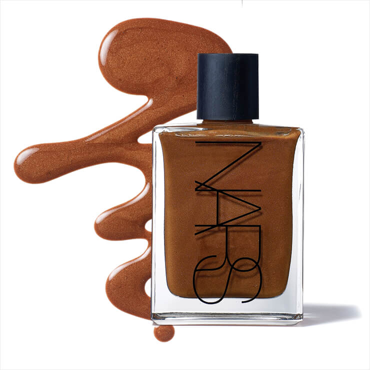 건강한 초콜릿빛 피부로 연출해 줄 모노이 바디 글로우, 8만6천원, Nars. 