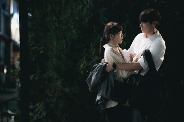 디즈니+ <사랑이라 말해요>