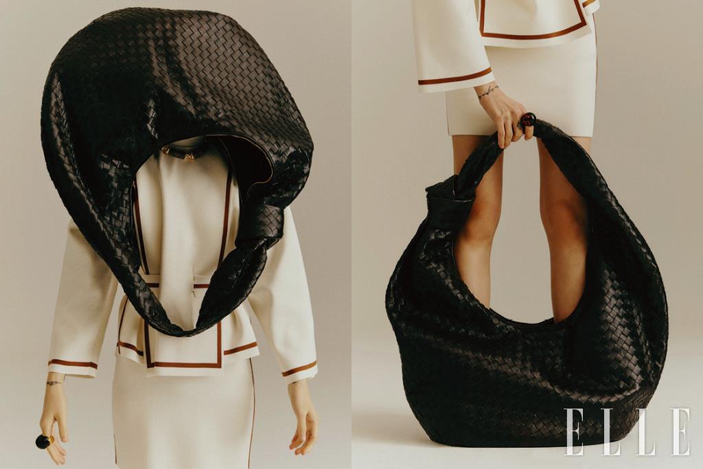 둥근 셰이프의 빅 사이즈 호보 백은 7백85만원, Bottega Veneta. 네크리스는 1백50만원, Louis Vuitton. 벨트 디테일의 니트 톱과 스커트는 가격 미정, 모두 Herm&egrave;s. 볼 링은 77만원, Fendi. 