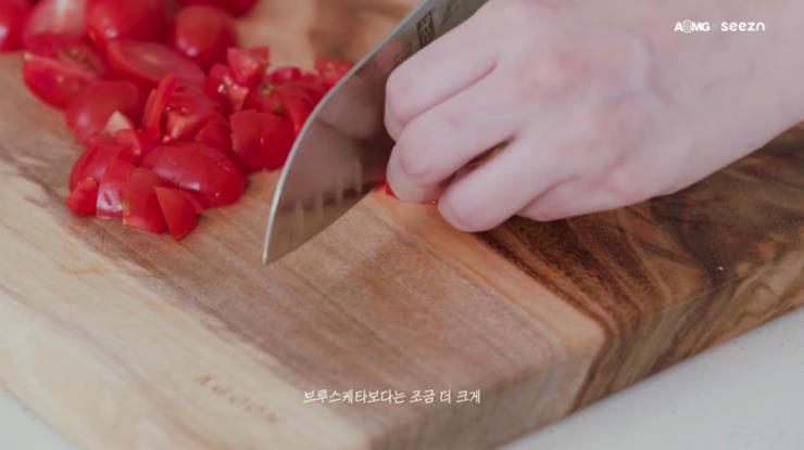 모두 ‘AOMGOFFICIAL’ 유튜브 영상 캡쳐