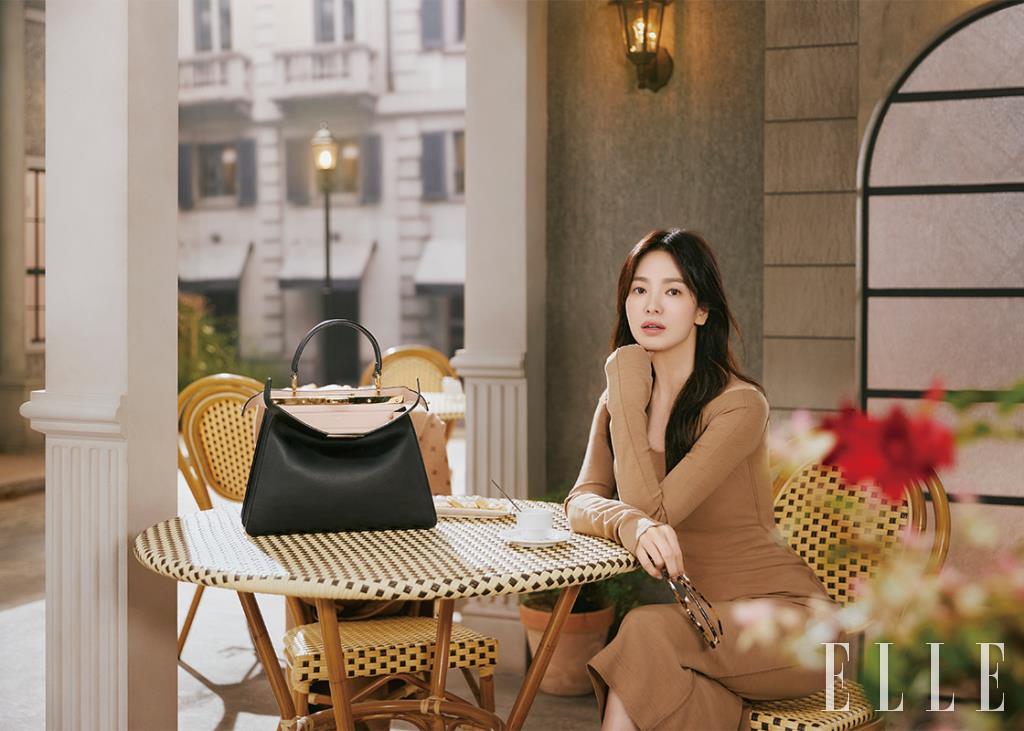 배우 송혜교와 함께한 피카부 아이씨유 캠페인.