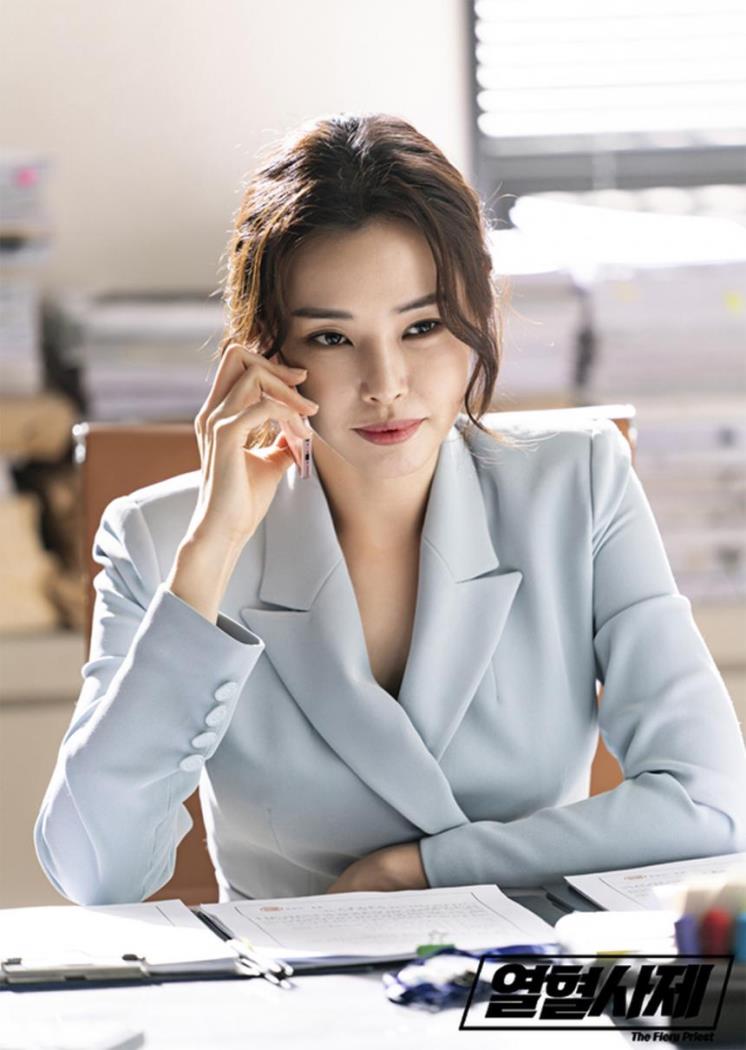 라마 <열혈사제>