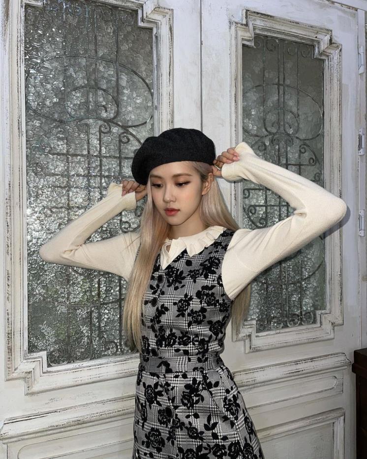@roses_are_rosie