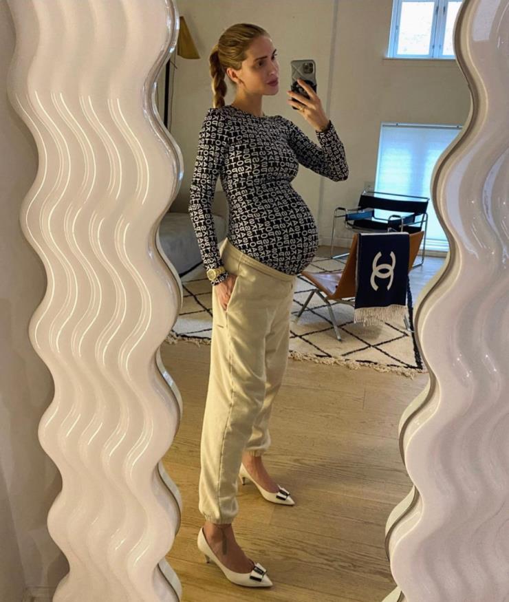 @pernilleteisbaek