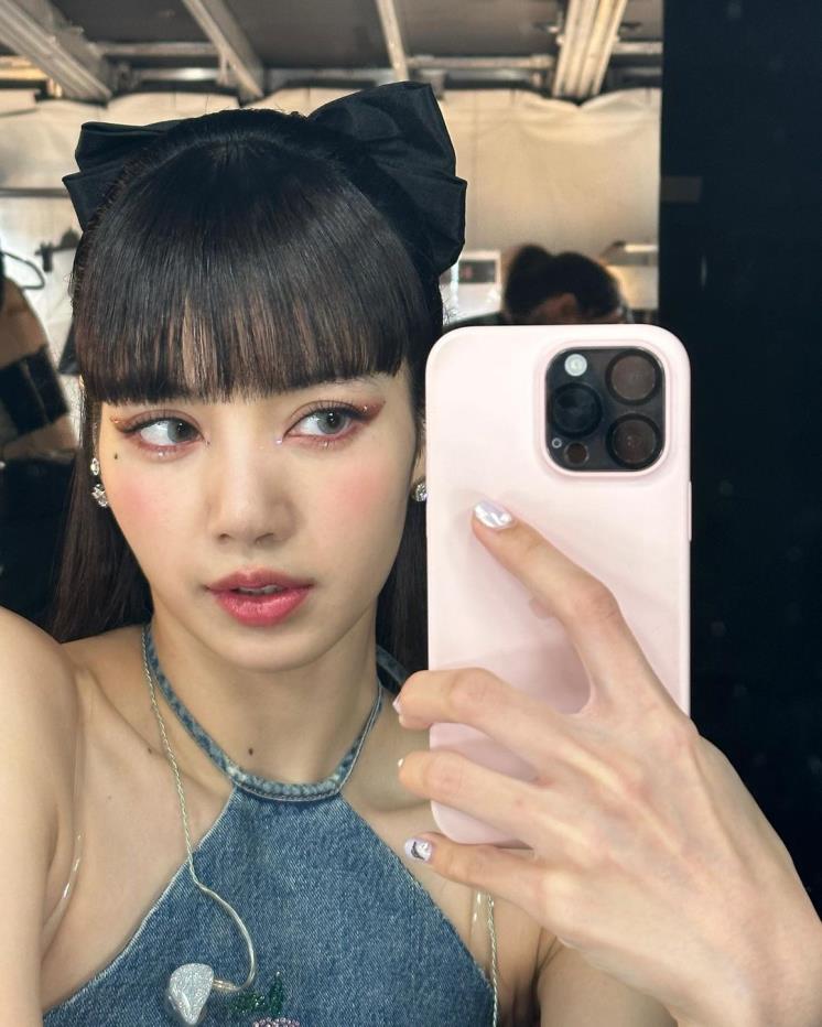 @lalalalisa_m