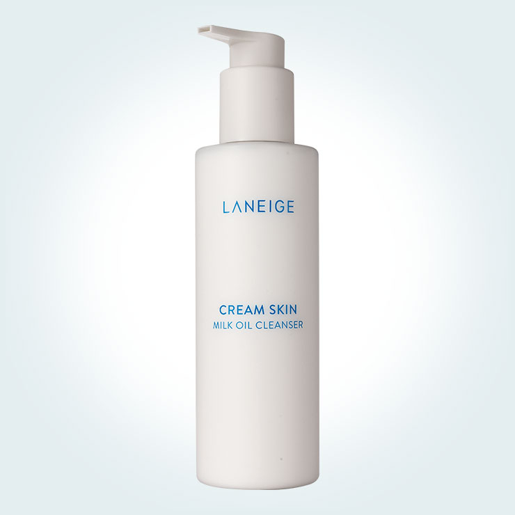별도의 유화 과정이 필요 없는 크림 스킨 밀크 오일 클렌저, 3만2천원, Laneige.