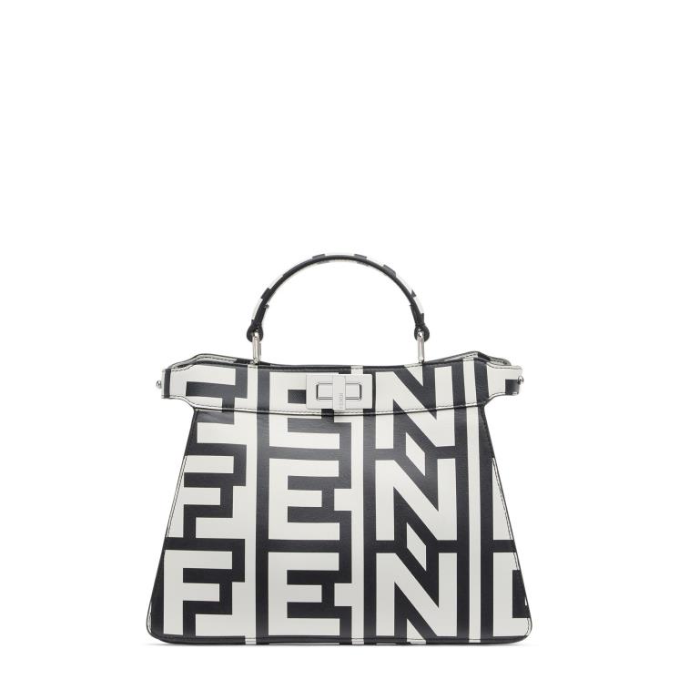 펜디 X 마크 제이콥스 캡슐 컬렉션