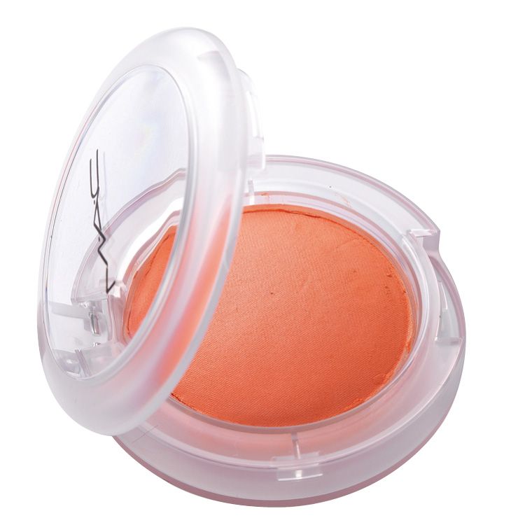 글로우 플레이 블러쉬, 댓츠 피치, 3만7천원대, MAC. 양 볼에 꽃물이 번진 듯 투명하게 발색되는 마시멜로 제형. 특별한 도구 없이 손끝으로 두드려 연출하기 쉬운 데다 쉽게 마르거나 깨지지 않아 파우치에 이 제품 하나만 있어도 충분.