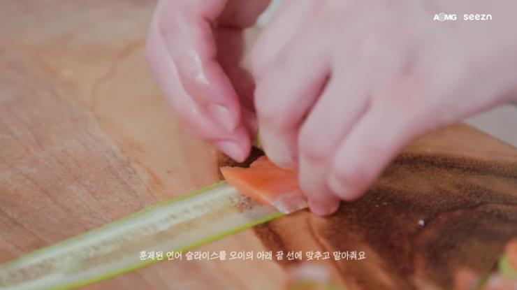 모두 ‘AOMGOFFICIAL’ 유튜브 영상 캡쳐