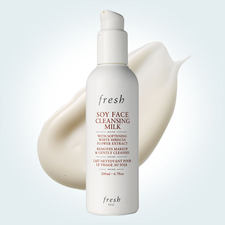 콩 단백질이 피부를 편안하게 가꿔주는 소이 페이스 클렌징 밀크, 5만7천원대, Fresh.