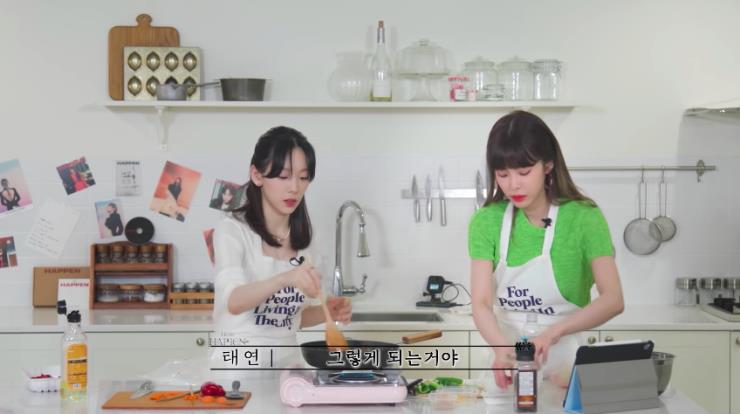 youtube <헤이즈와 태연의 '우연한 레서피'>