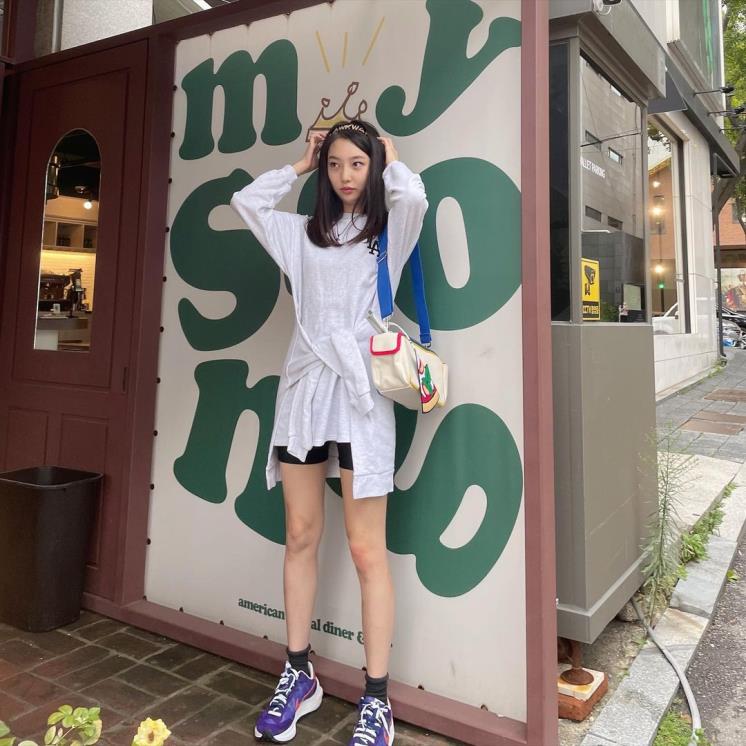 @jinilee0126