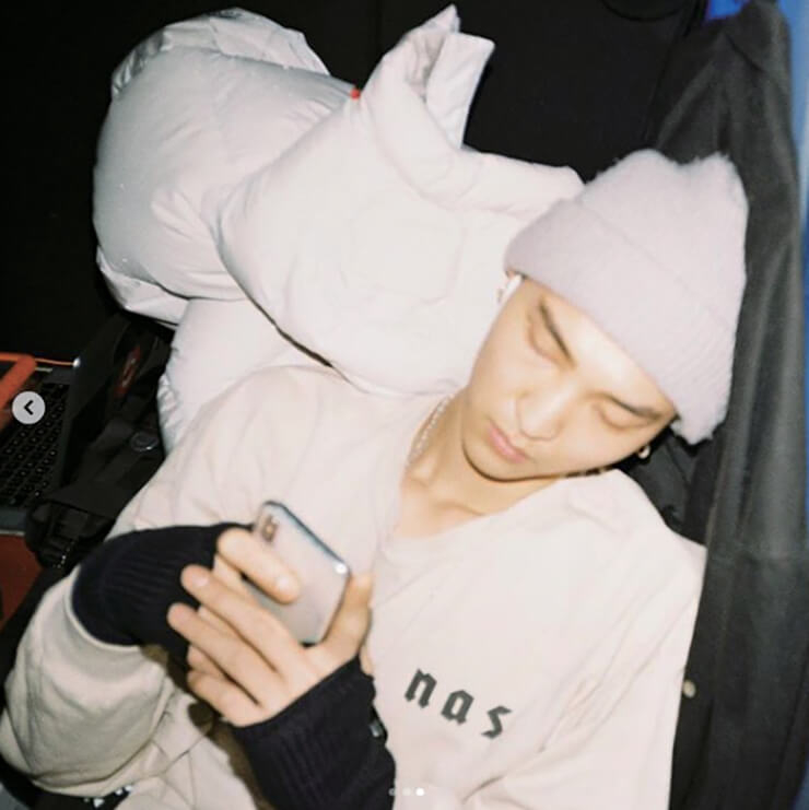오버사이즈 실루엣의 옷을 좋아한다. 좋아하는 브랜드는 릭 오웬스, 꼼 데 가르송, 언더커버, 마르지엘라, 나이키.... 너무 많다. 