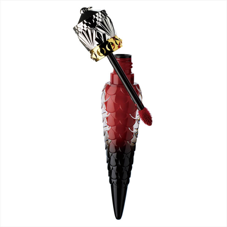 이사마야의 은발과 완벽히 어울리는 립 컬러로 3월 출시 예정이다. 루즈 매트 플루이드, 알메리카, 가격 미정, Christian Louboutin Beauty. 