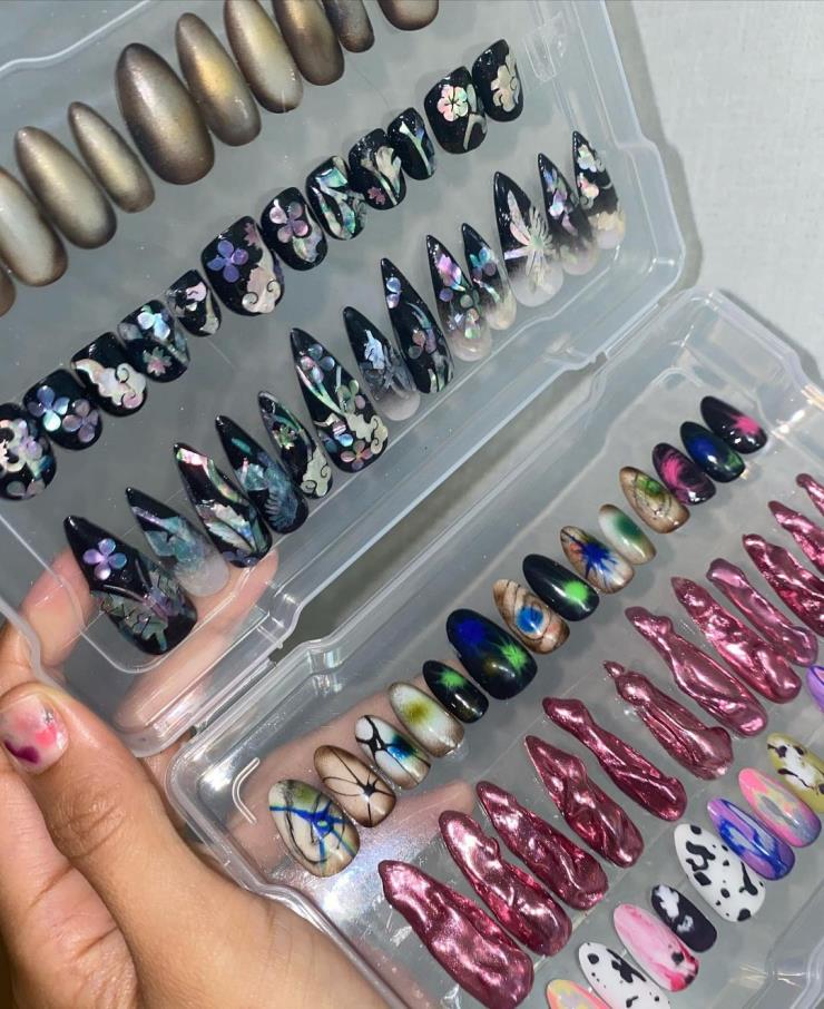 @nail_unistella