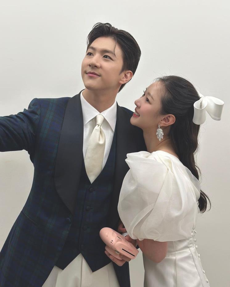 천둥과 산다라박