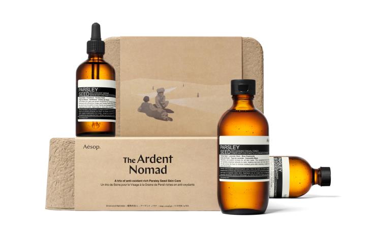 더 아덴트 노마드. 파슬리 씨드 페이셜 클렌저 200ml, 파슬리 씨드 안티 옥시던트 페이셜 토너 200ml, 파슬리 씨드 안티 옥시던트 페이셜 세럼 100ml, 20만원, Aesop.