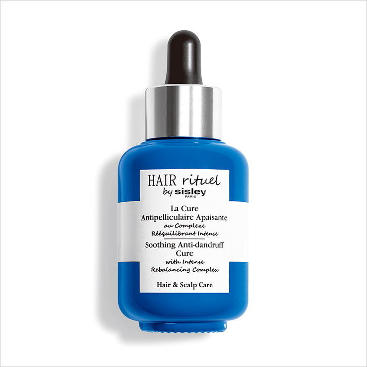 두피 밸런스를 조절해주는 수딩 안티-댄드러프 큐어, 14만5천원, Hair Rituel by Sisley.