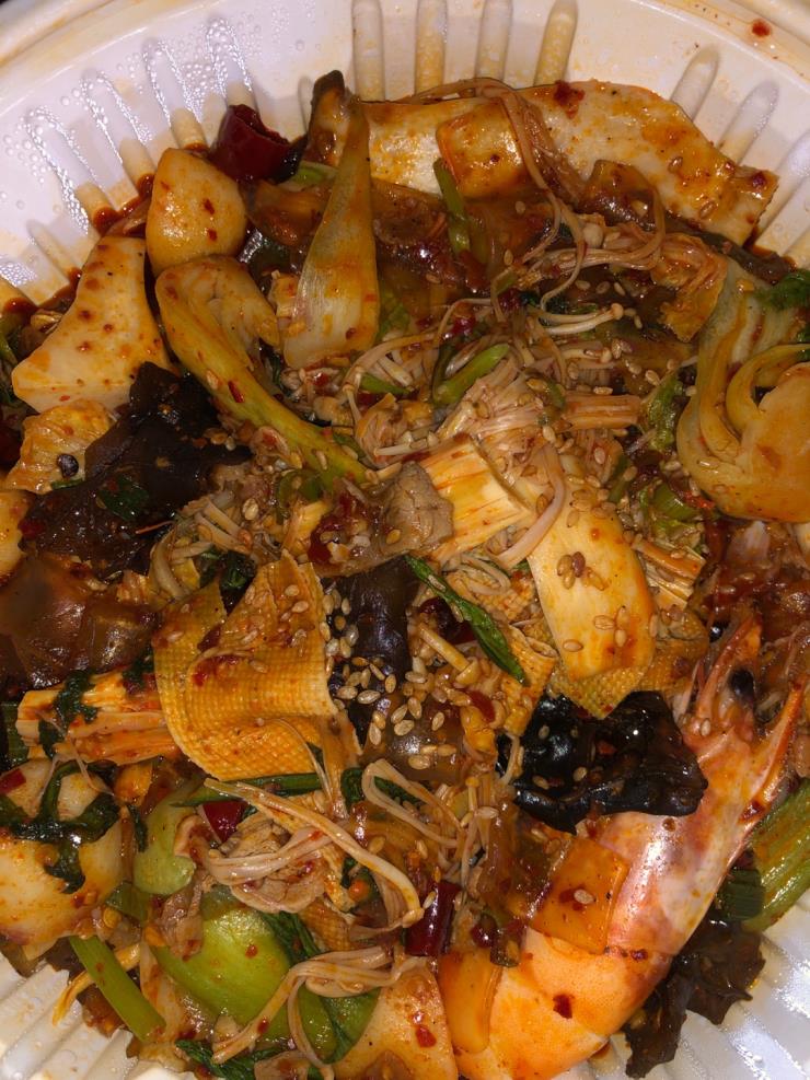 저녁: 양고기, 마라샹궈, 계란 탕