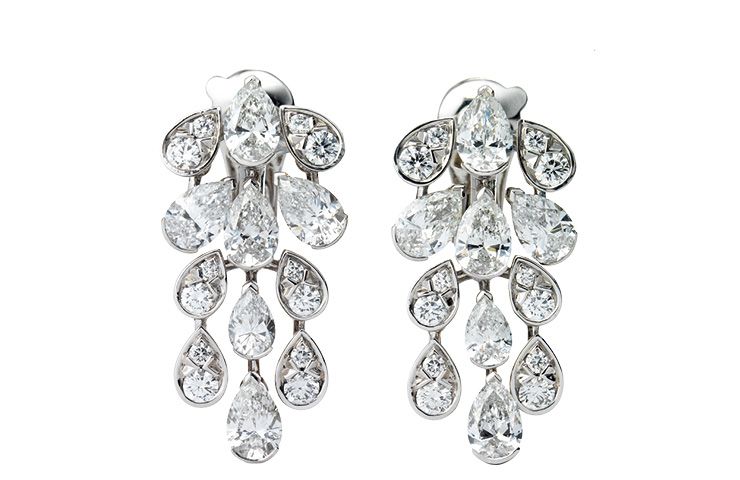  Cartier 플뤼 드 까르띠에 이어링, 가격 미정